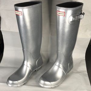 NWOT Hunter knee High Silver Rain boots Size 10